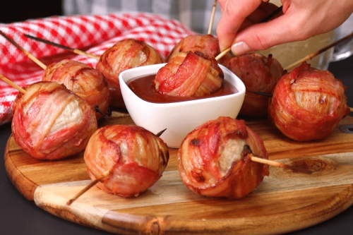 Molly's Famous Onion Bombs